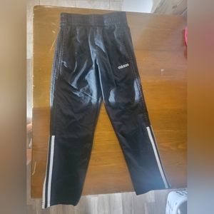 Adidas boys size 8 small